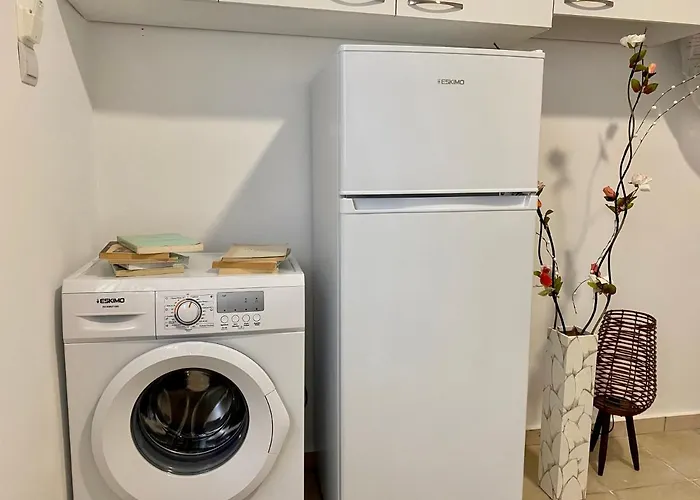 Well-located In Town, Near The Port & - No 14 Città di Kos