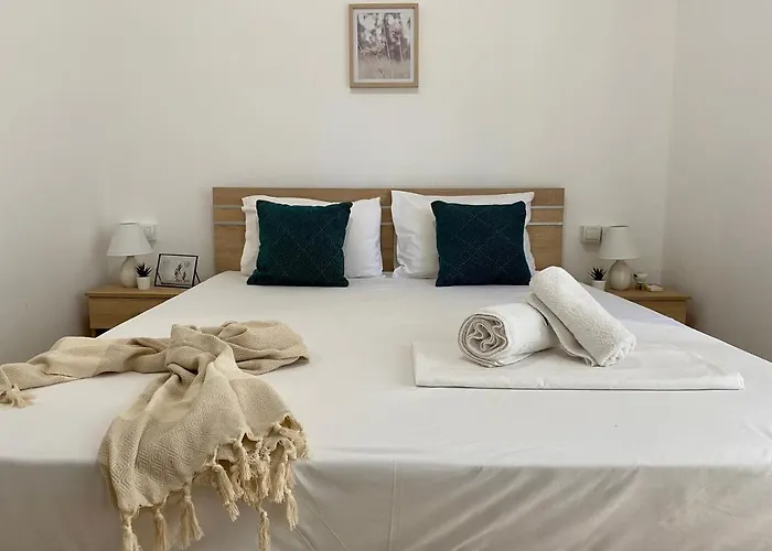 Appartamento Well-located In Town, Near The Port & - No 14